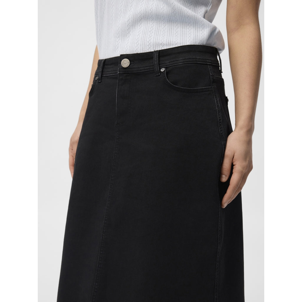 Neo Skirt
