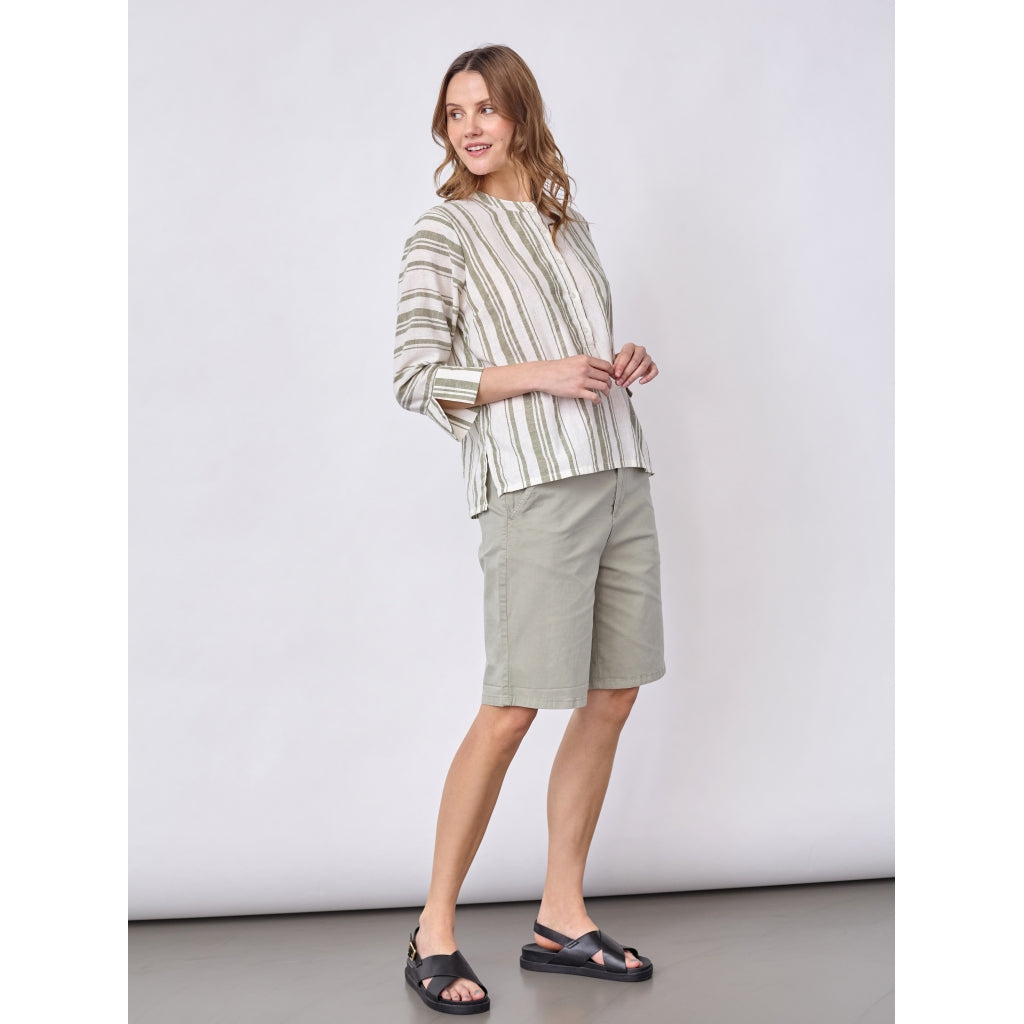 RG_Avina - Light Green Stripe